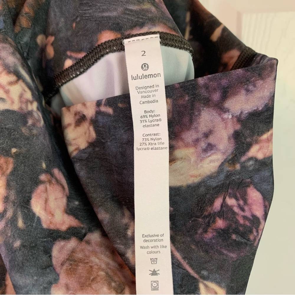 Lululemon Wunder Under High-Rise Floral Leggings, size 2 - Picture 5 of 10